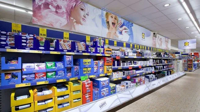Interior Lidl saturado de promo