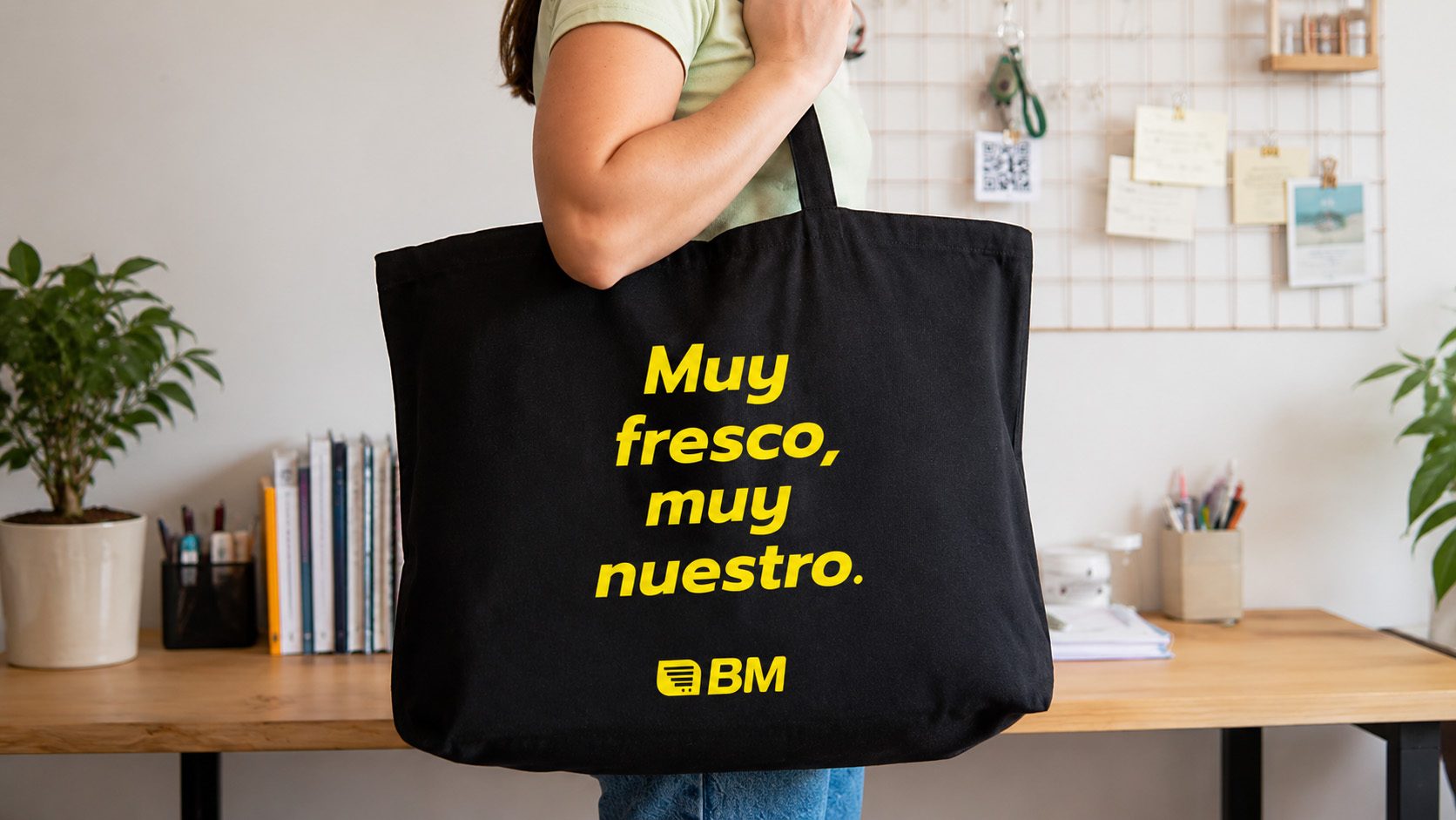 Bolsas y soporte de marca