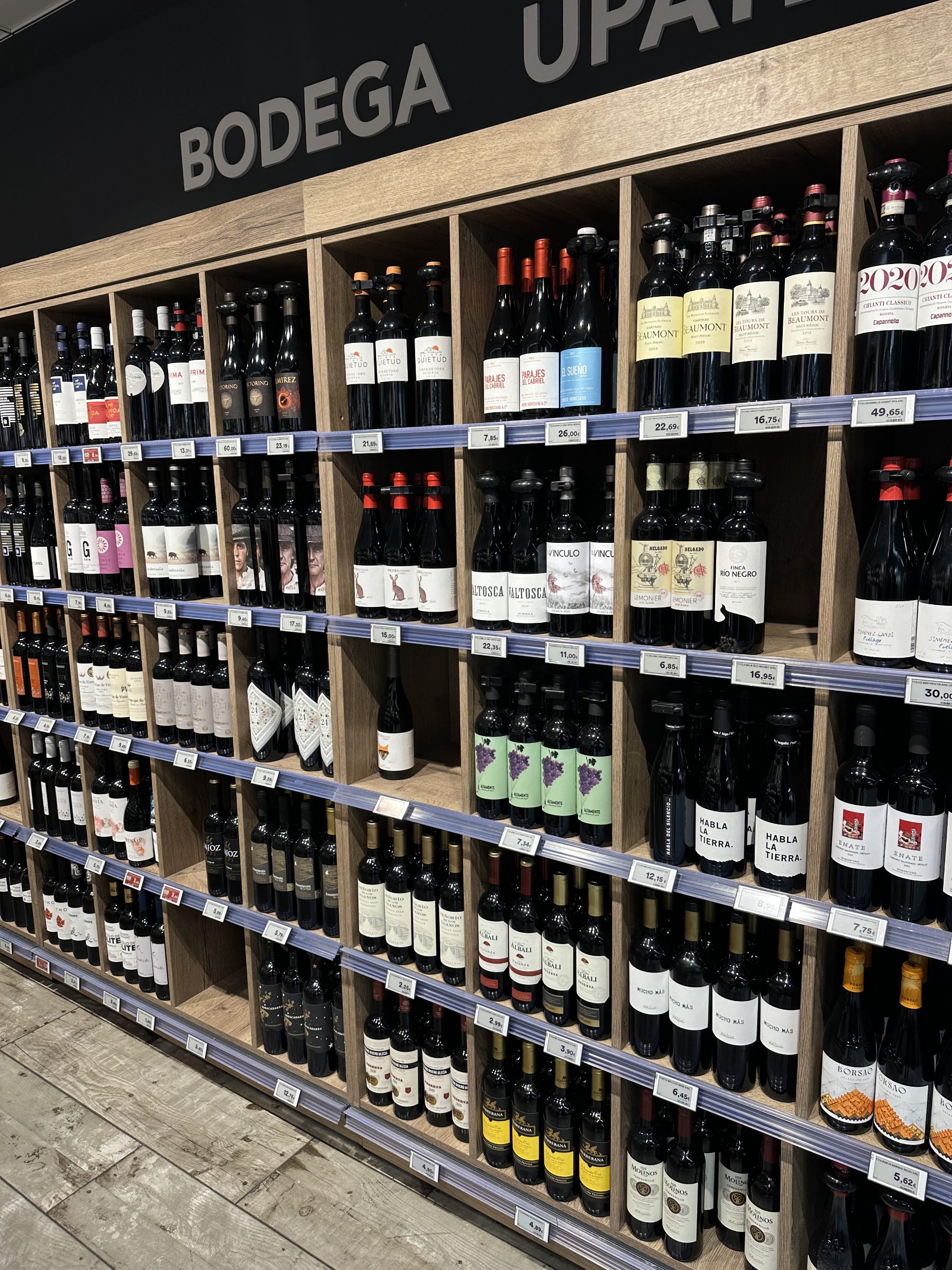 Bodega BM Fuencarral · exposición