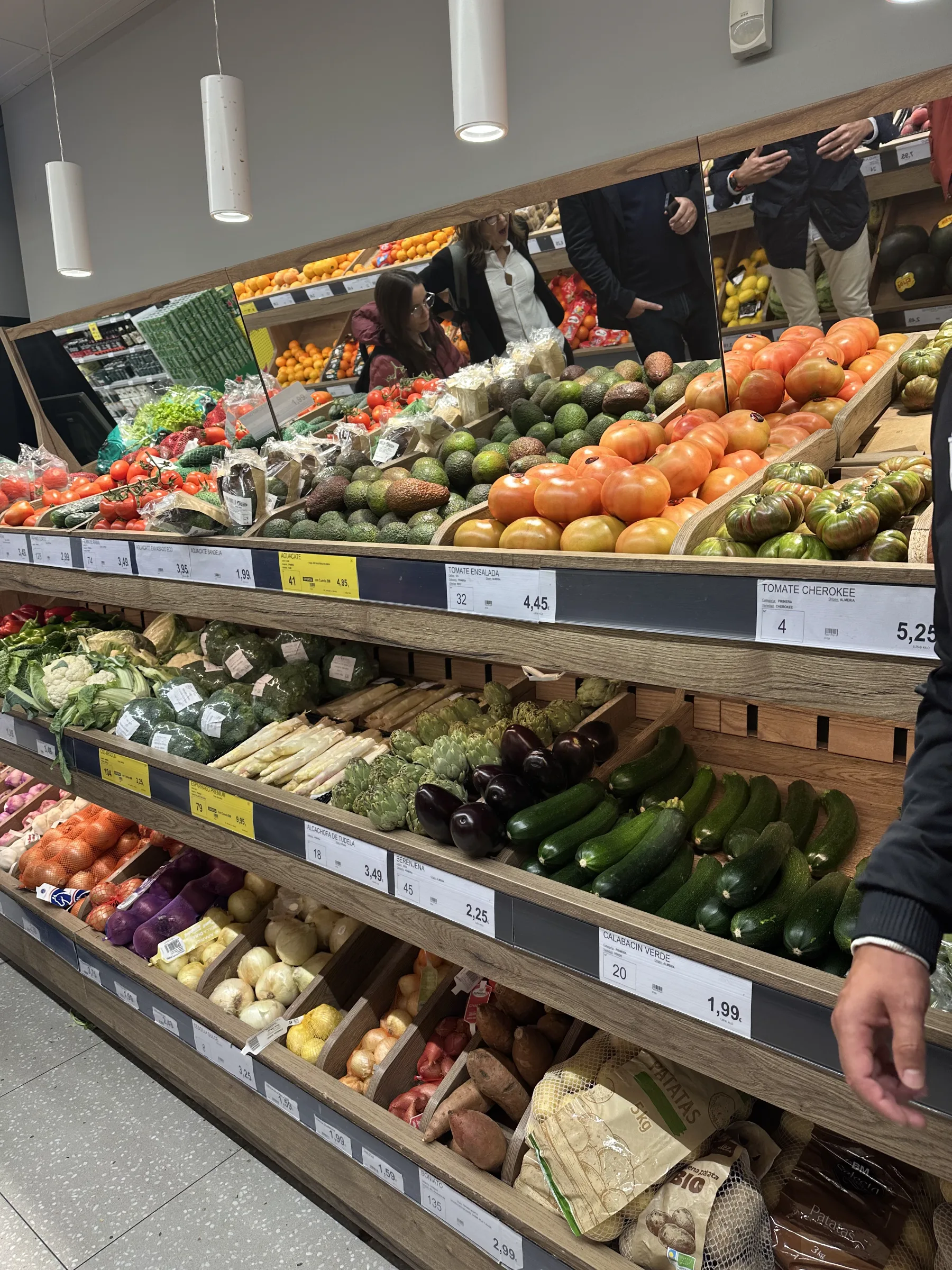 Foto mobiliario frutería BM